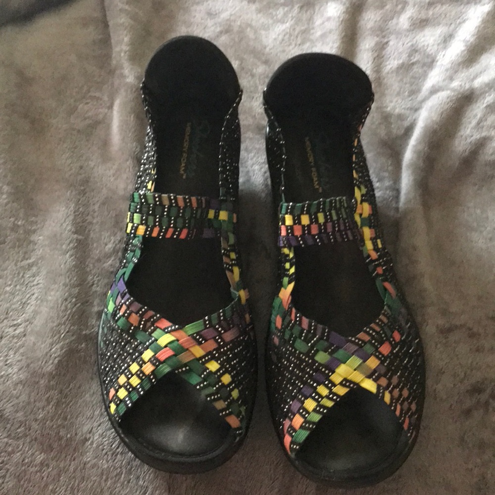 Sketchers memory foam wedge size 11
